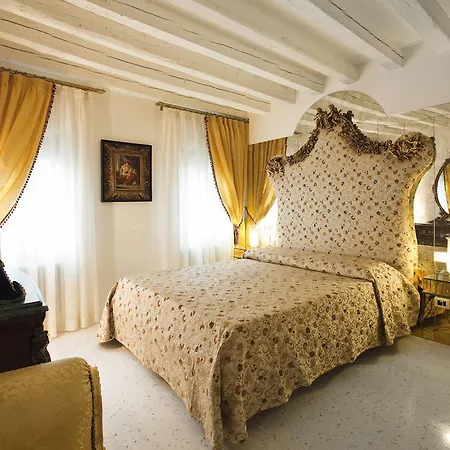 Casa Fortuny Luxury